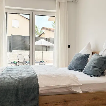 بيت للعطل Pet Friendly In بوريتش